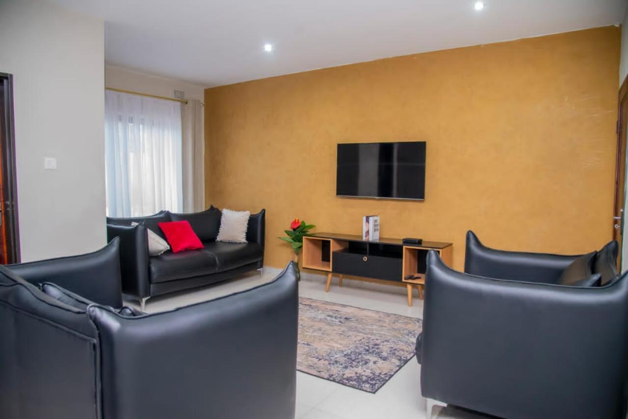 Royal Suites Apartments Lusaka Eksteriør bilde