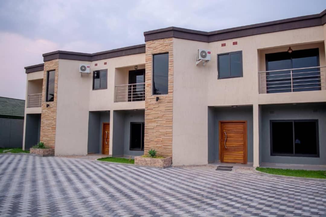Royal Suites Apartments Lusaka Eksteriør bilde