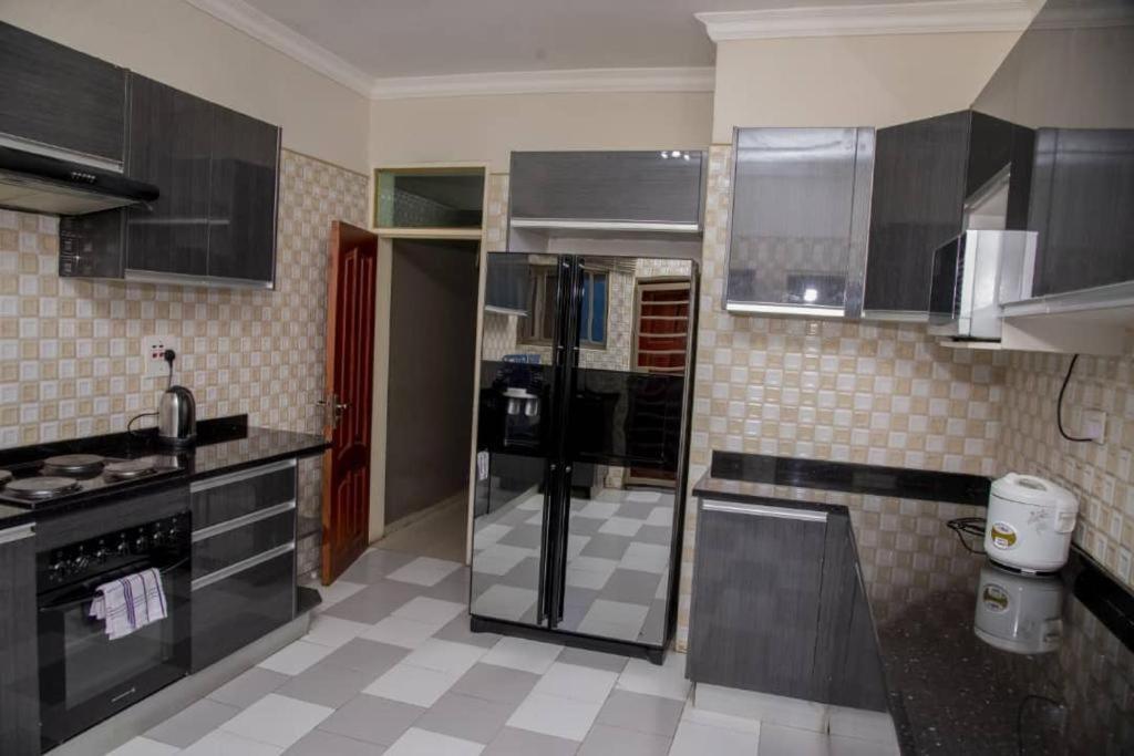Royal Suites Apartments Lusaka Eksteriør bilde