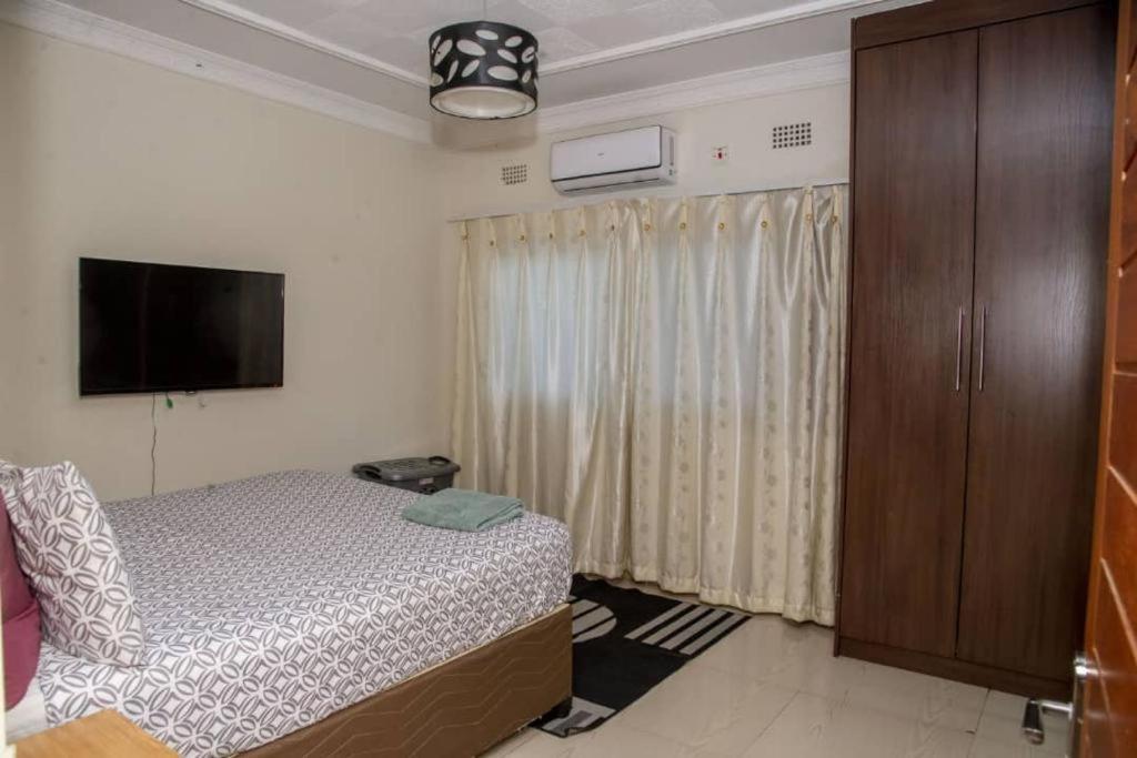 Royal Suites Apartments Lusaka Eksteriør bilde