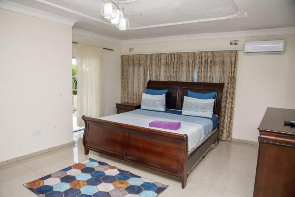 Royal Suites Apartments Lusaka Eksteriør bilde